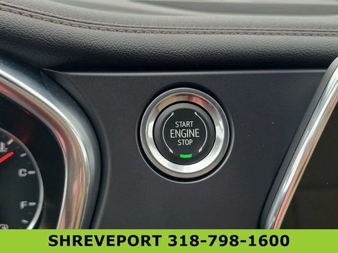 Certified 2020 Chevrolet Blazer Premier w/ Driver Confidence II Package FWD image 16