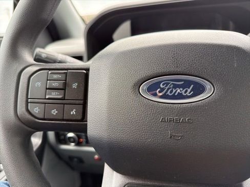 New 2026 Ford F550 4x4 Regular Cab Super Duty image 18