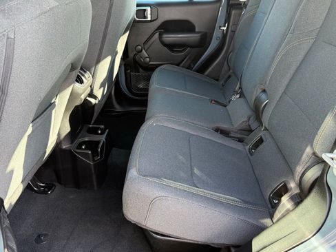 Certified 2024 Jeep Gladiator Sport image 43