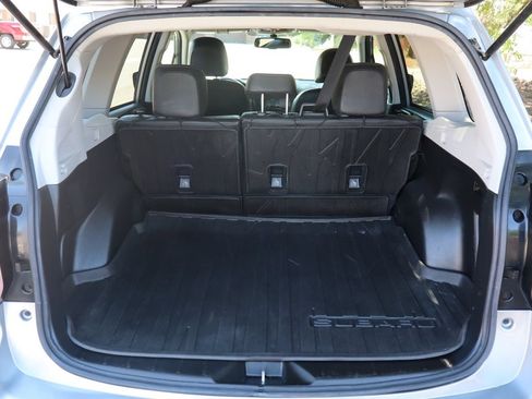 Used 2015 Subaru Forester 2.5i Limited AWD/4WD image 14