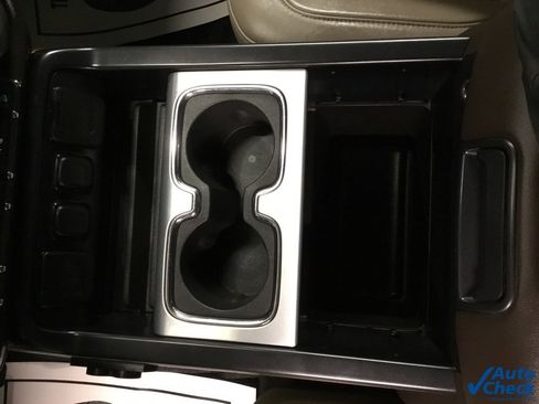 Used 2015 GMC Sierra 2500 SLT w/ Suspension Package, Off-Road image 58