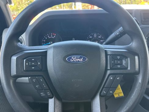 Used 2022 Ford E-350 and Econoline 350 Super Duty RWD image 21