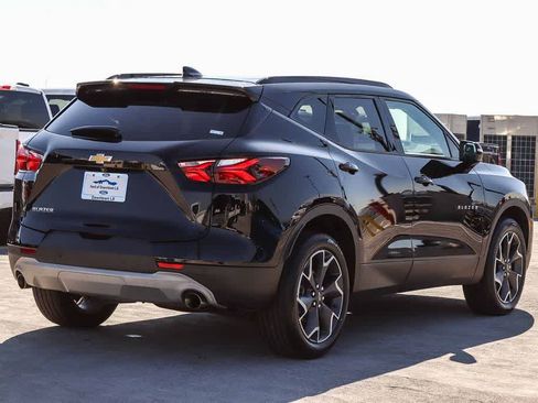 Used 2020 Chevrolet Blazer LT FWD image 4