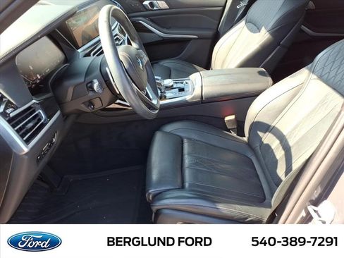 Used 2021 BMW X7 xDrive40i w/ Executive Package AWD/4WD image 12