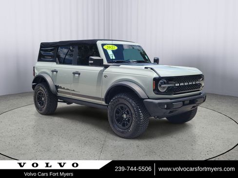 Used 2022 Ford Bronco Wildtrak AWD/4WD image 1