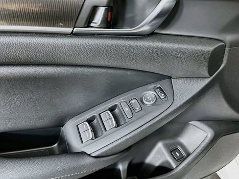 Used 2022 Honda Accord Sport image 24