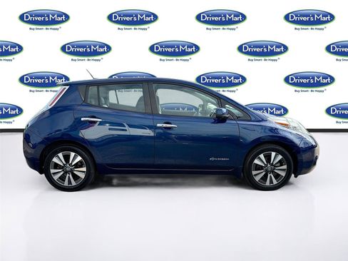 Used 2017 Nissan Leaf SL w/ Premium Package FWD image 8