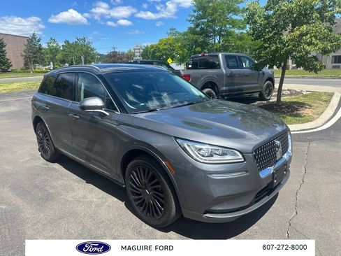 Used 2022 Lincoln Corsair Reserve w/ Equipment Group 201A FWD image 1