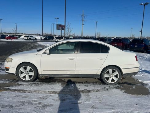 Used 2008 Volkswagen Passat Komfort image 8
