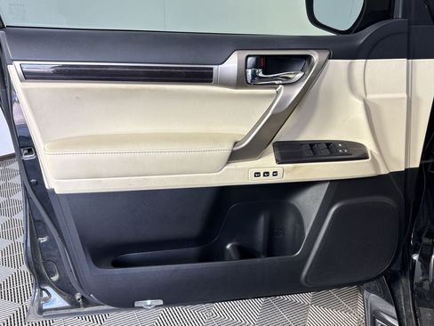 Used 2020 Lexus GX 460 Premium AWD/4WD image 13