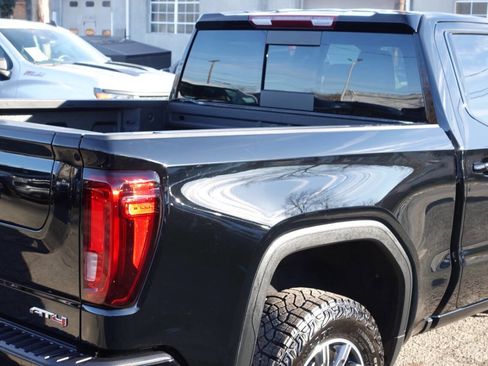 Used 2024 GMC Sierra 1500 AT4 image 27