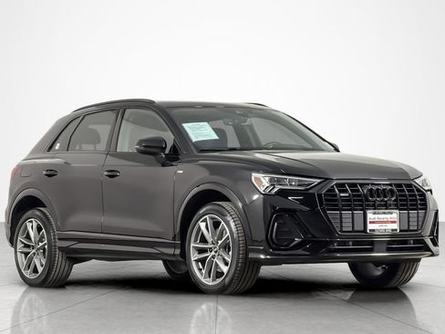 Used 2025 Audi Q3 2.0T Premium w/ Convenience Package AWD/4WD image 7