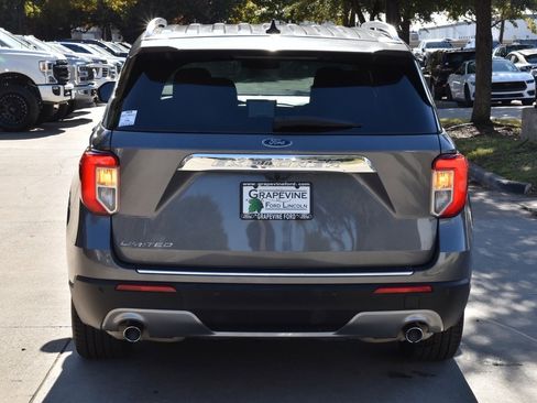 Used 2021 Ford Explorer Limited w/ Equipment Group 301A image 9