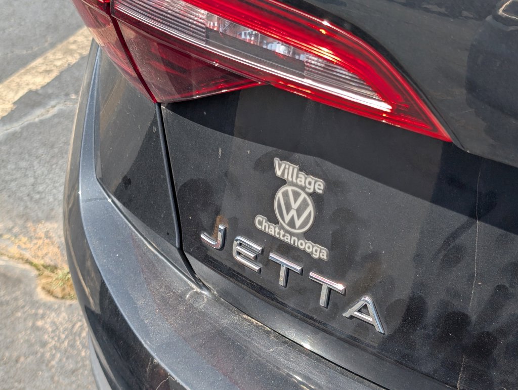 Used 2023 Volkswagen Jetta Sport FWD image 9