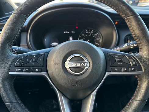 Used 2024 Nissan Kicks SR w/ SR Premium Package image 26