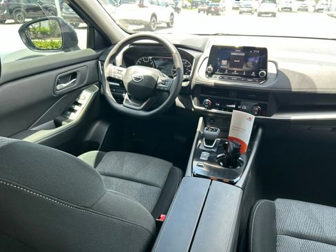 New 2026 Nissan Rogue SV FWD image 10