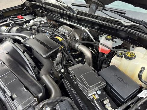 Used 2023 GMC Sierra 3500 Denali AWD/4WD image 26