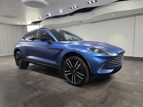 Used 2023 Aston Martin DBX AWD/4WD image 1