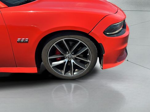 Used 2016 Dodge Charger R/T Scat Pack w/ Beats Audio Group RWD image 35