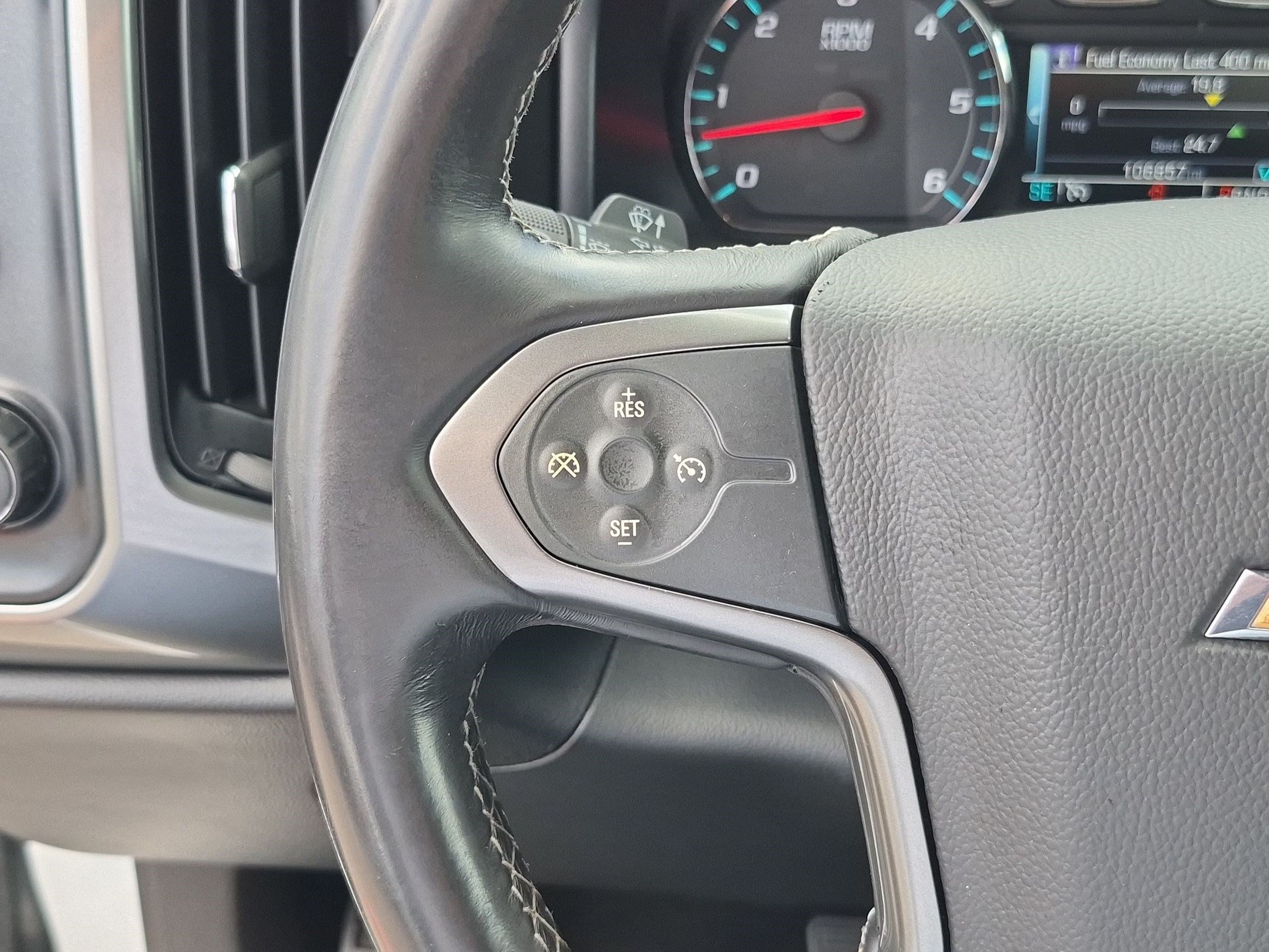 Used 2018 Chevrolet Silverado 1500 LT w/ All Star Edition AWD/4WD image 17