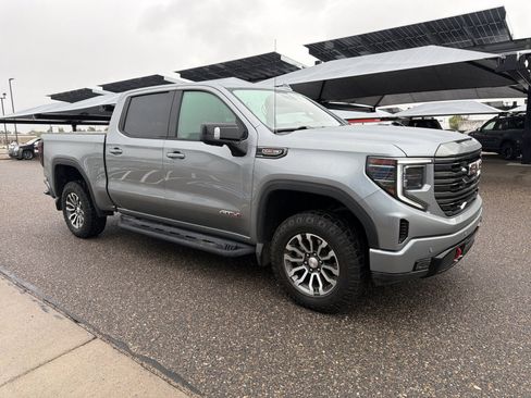 Used 2023 GMC Sierra 1500 AT4 w/ AT4 Premium Package AWD/4WD image 7