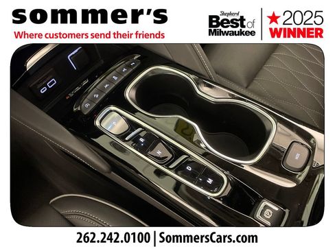 Used 2023 Buick Envision Avenir AWD/4WD image 22