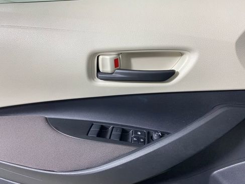 Certified 2022 Toyota Corolla LE image 21