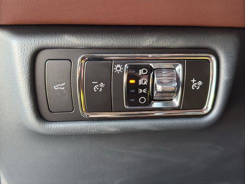 Used 2026 Lincoln Aviator Reserve w/ Equipment Group 201A AWD/4WD image 14