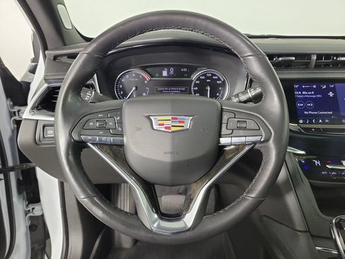 Certified 2024 Cadillac XT6 Premium Luxury w/ LPO, Floor Liner Package AWD/4WD image 23