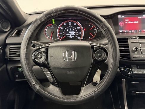 Used 2017 Honda Accord LX-S image 13