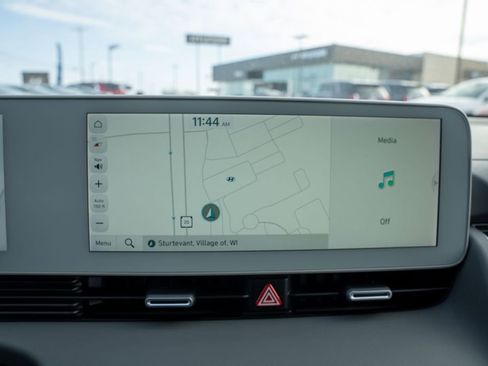 Certified 2024 Hyundai Ioniq 5 SEL image 34