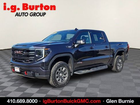 Used 2024 GMC Sierra 1500 AT4 w/ Technology Package AWD/4WD image 3