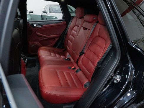 Used 2022 Porsche Macan GTS AWD/4WD image 26
