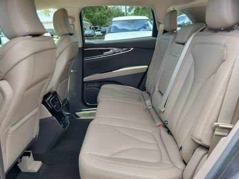 Certified 2023 Lincoln Nautilus FWD w/ Premium Package image 8