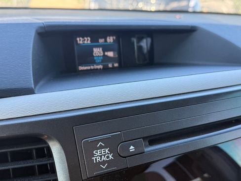 Used 2014 Toyota Sienna LE image 24