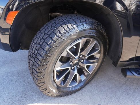 Used 2021 Chevrolet Tahoe Z71 image 29