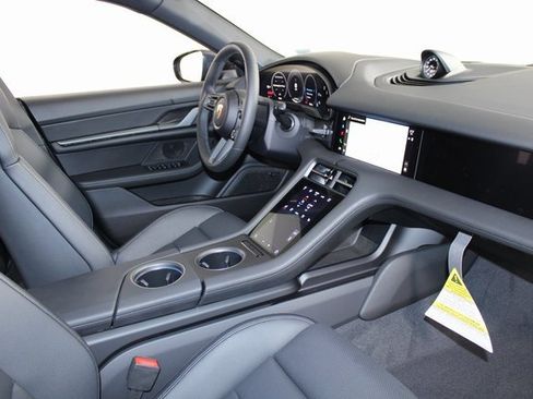 New 2025 Porsche Taycan image 26