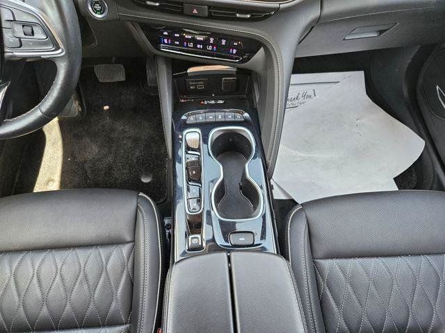 Used 2023 Buick Envision Avenir AWD/4WD image 23