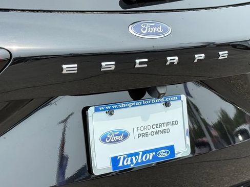 Certified 2024 Ford Escape ST-Line w/ Tech Pack #1 AWD/4WD image 32
