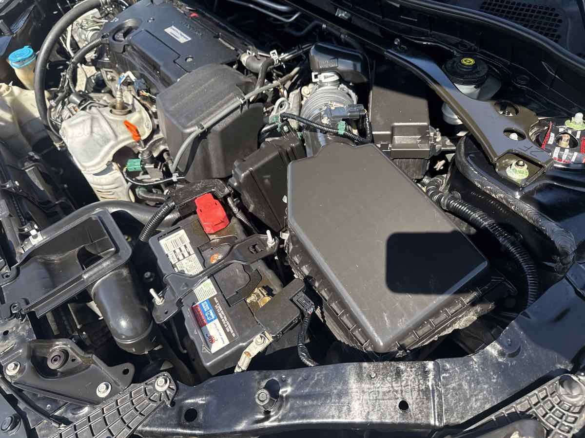 Used 2017 Honda Accord Sport image 29