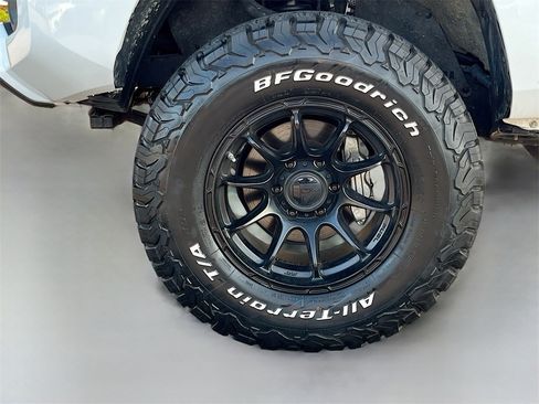 Used 2023 Toyota Tacoma SR image 29