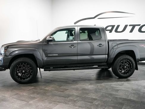 Used 2013 Toyota Tacoma PreRunner w/ TRD Sport Pkg RWD image 3
