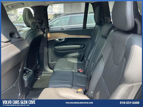 Certified 2025 Volvo XC90 B5 Plus w/ Protection Package Premier image 9