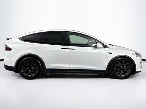 Used 2023 Tesla Model X image 12