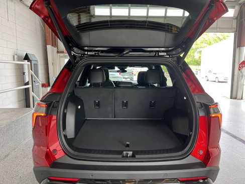 New 2026 Chevrolet Equinox RS FWD image 8