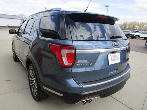 Used 2018 Ford Explorer Platinum AWD/4WD image 7