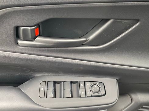 New 2026 Toyota Prius Plug-In Hybrid image 18