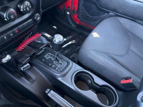 Used 2016 Jeep Wrangler Unlimited Sport image 23