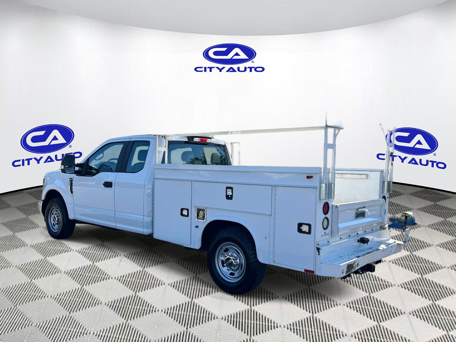 Used 2019 Ford F350 XL w/ XL Value Package RWD image 5