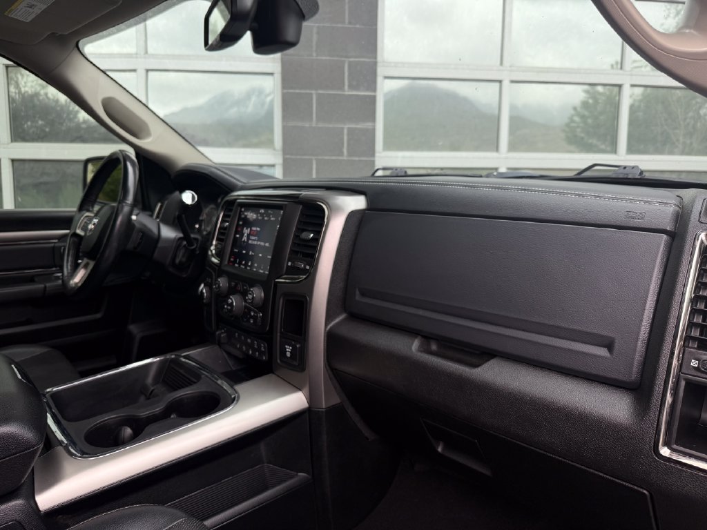 Used 2018 RAM 2500 Laramie w/ Sport Appearance Group AWD/4WD image 46